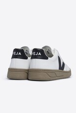 Veja V-12 Leather