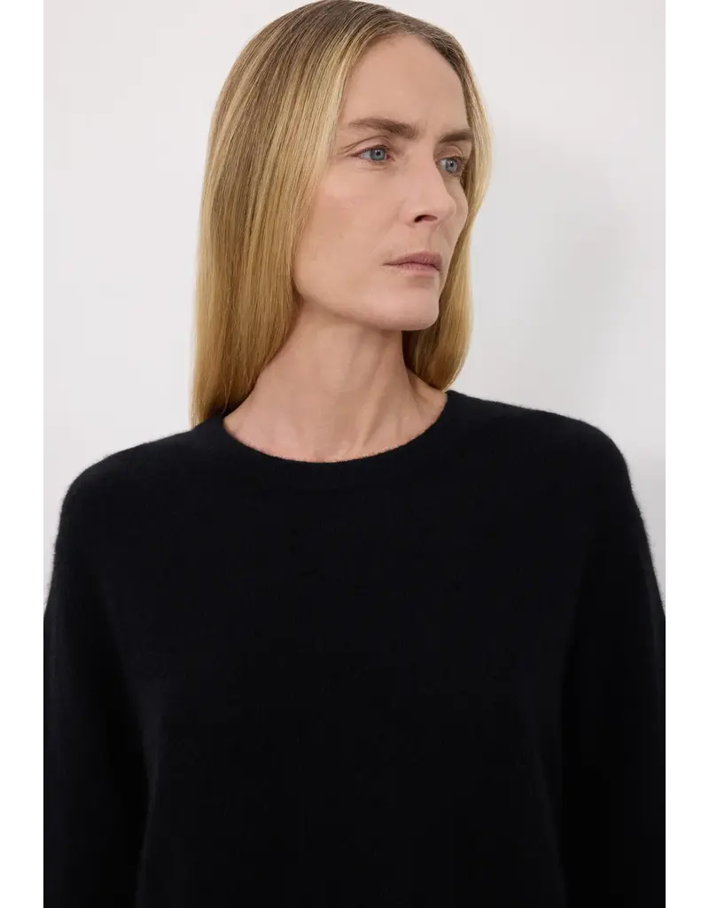 LOULOU DE SAISON RAVEN SHORT SLEEVE SWEATER