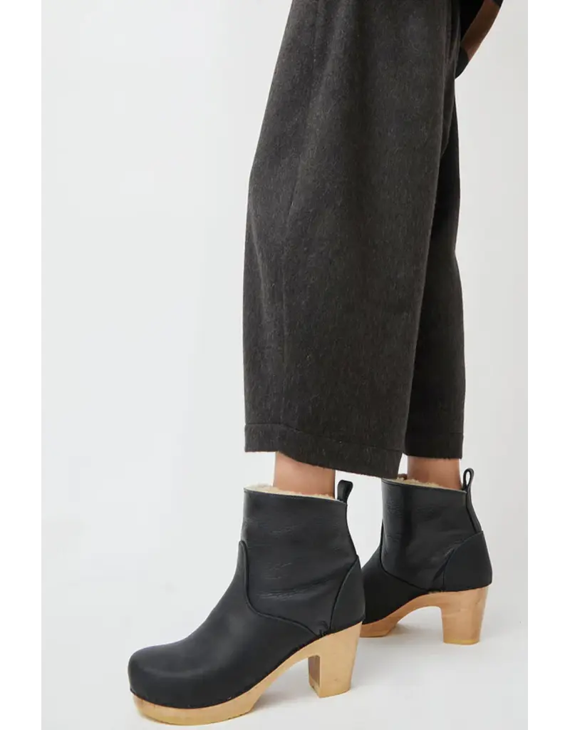 No.6 Pull On Shearling Clog Boot