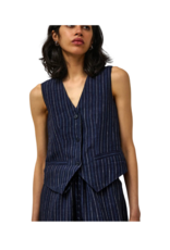 No.6 MARTIN VEST