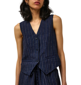 No.6 MARTIN VEST