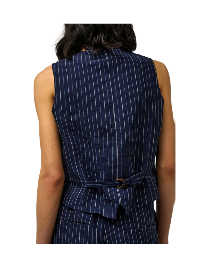 No.6 MARTIN VEST