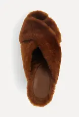 LE MONDE BÉRYL LUCA MULE