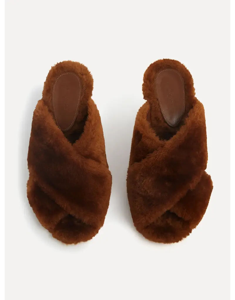 LE MONDE BÉRYL LUCA MULE