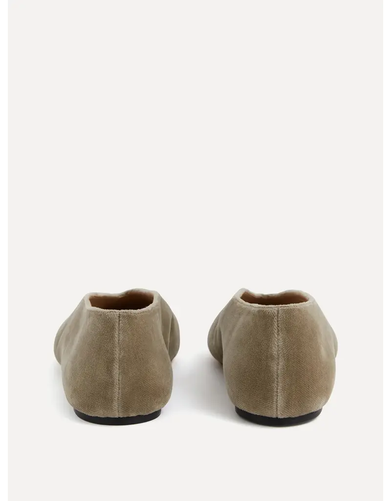 LE MONDE BÉRYL OLYMPIA SLIPPER VELVET