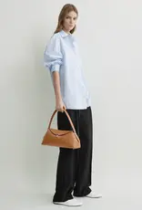 TOTEME T-LOCK GRAINED LEATHER SHOULDER
