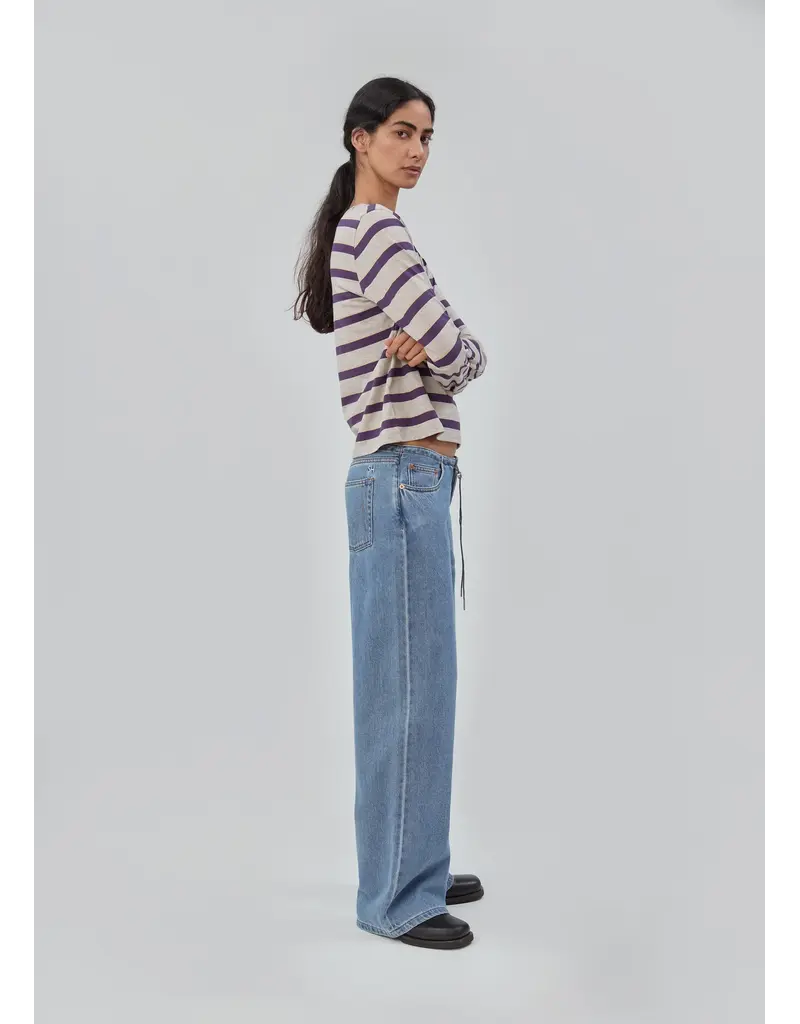 STILL HERE COOL JEAN