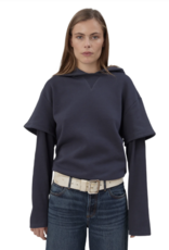 STILL HERE 2TEE SWEATSHIRT