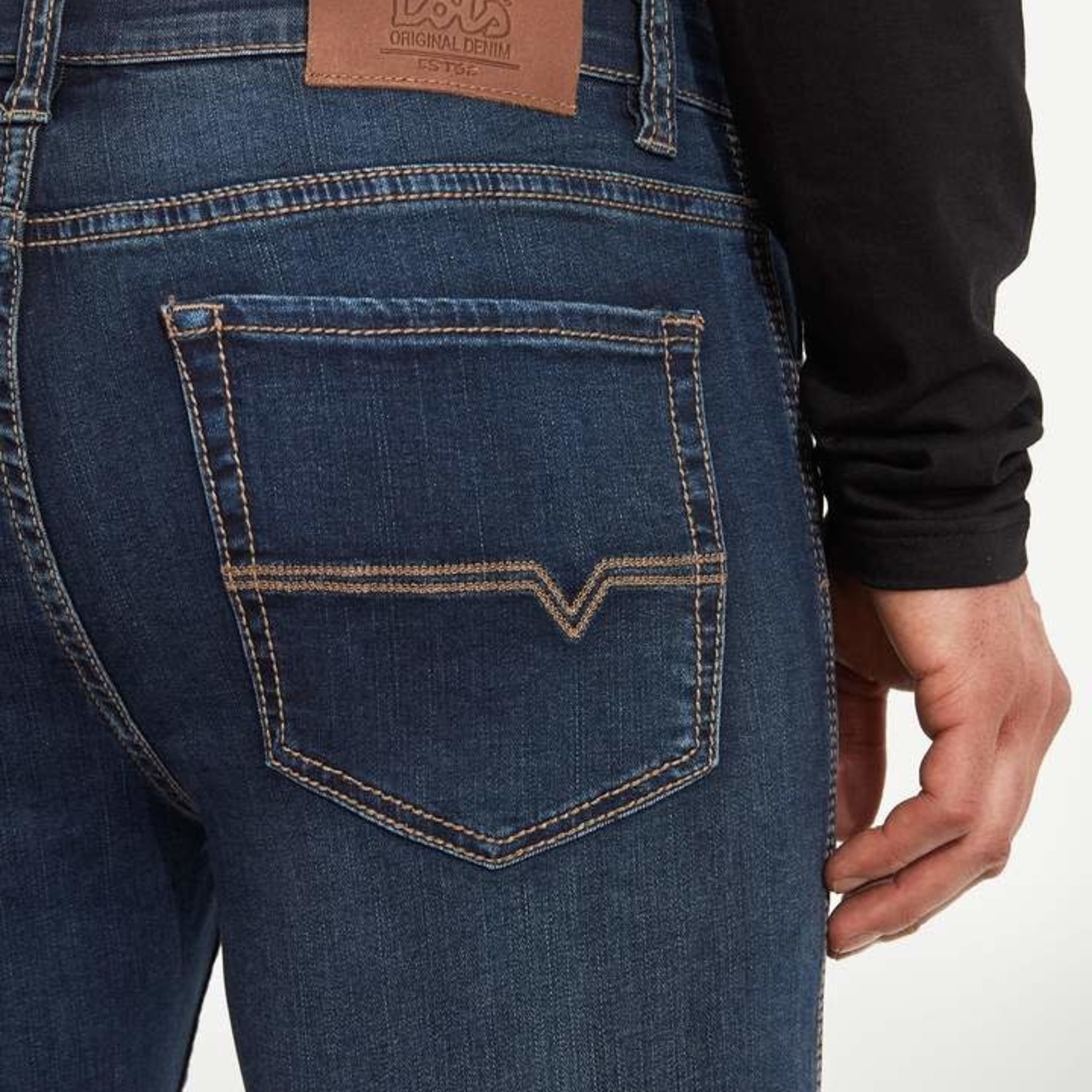 Lois Jeans Canada The "Brad-L" by Lois Jeans