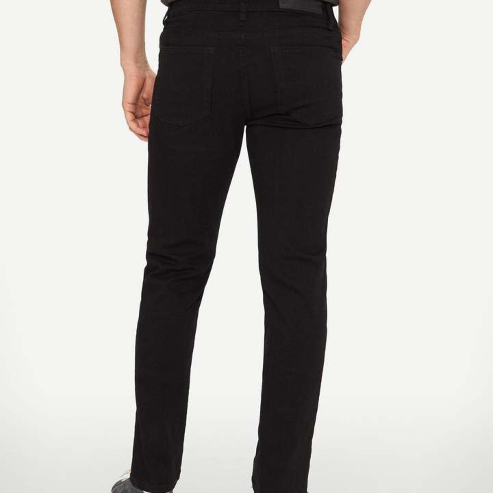 Lois Jeans Canada The "Peter Slim 7400" by Lois Jeans