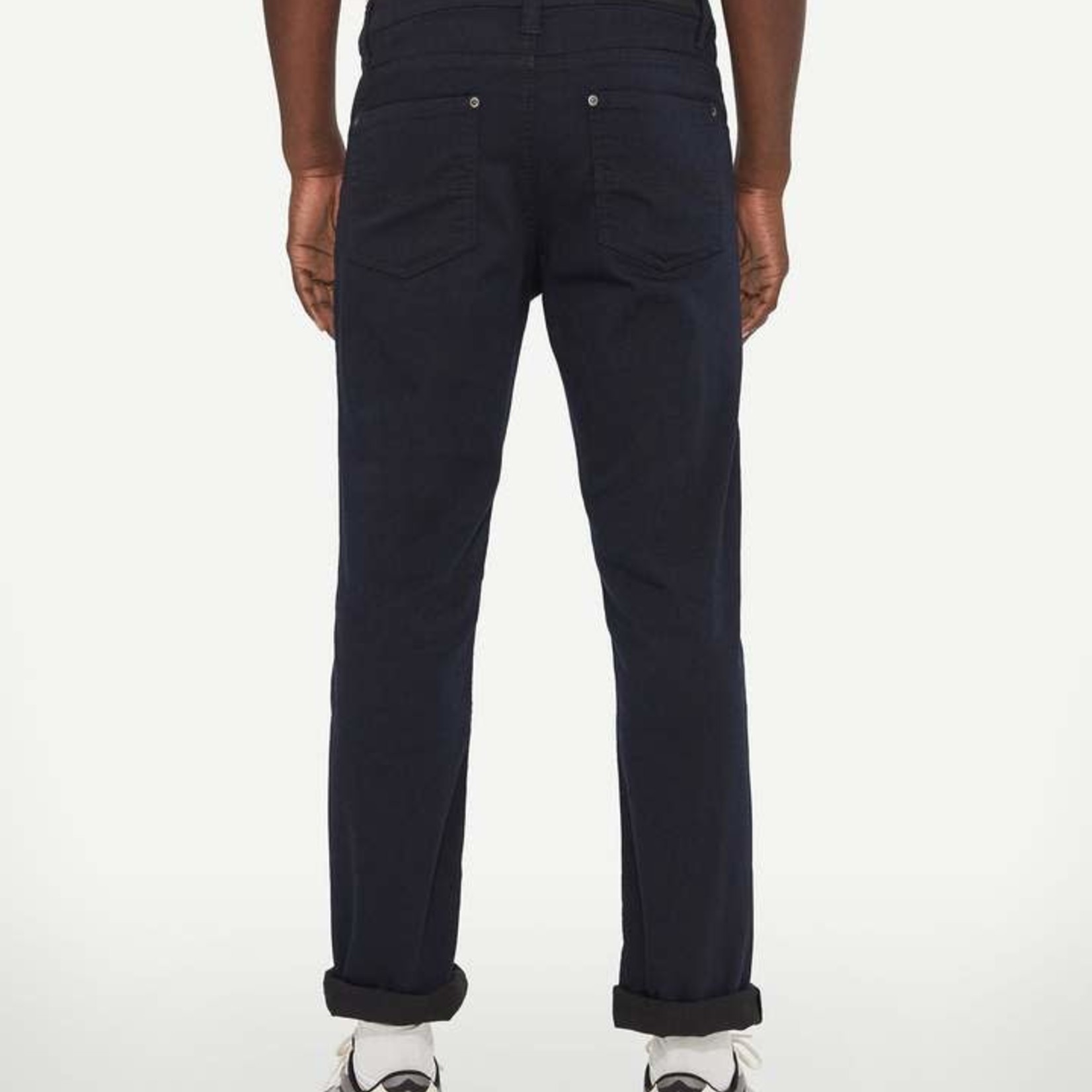 Lois Jeans Canada The "Brad Slim 6240-33" by Lois Jeans