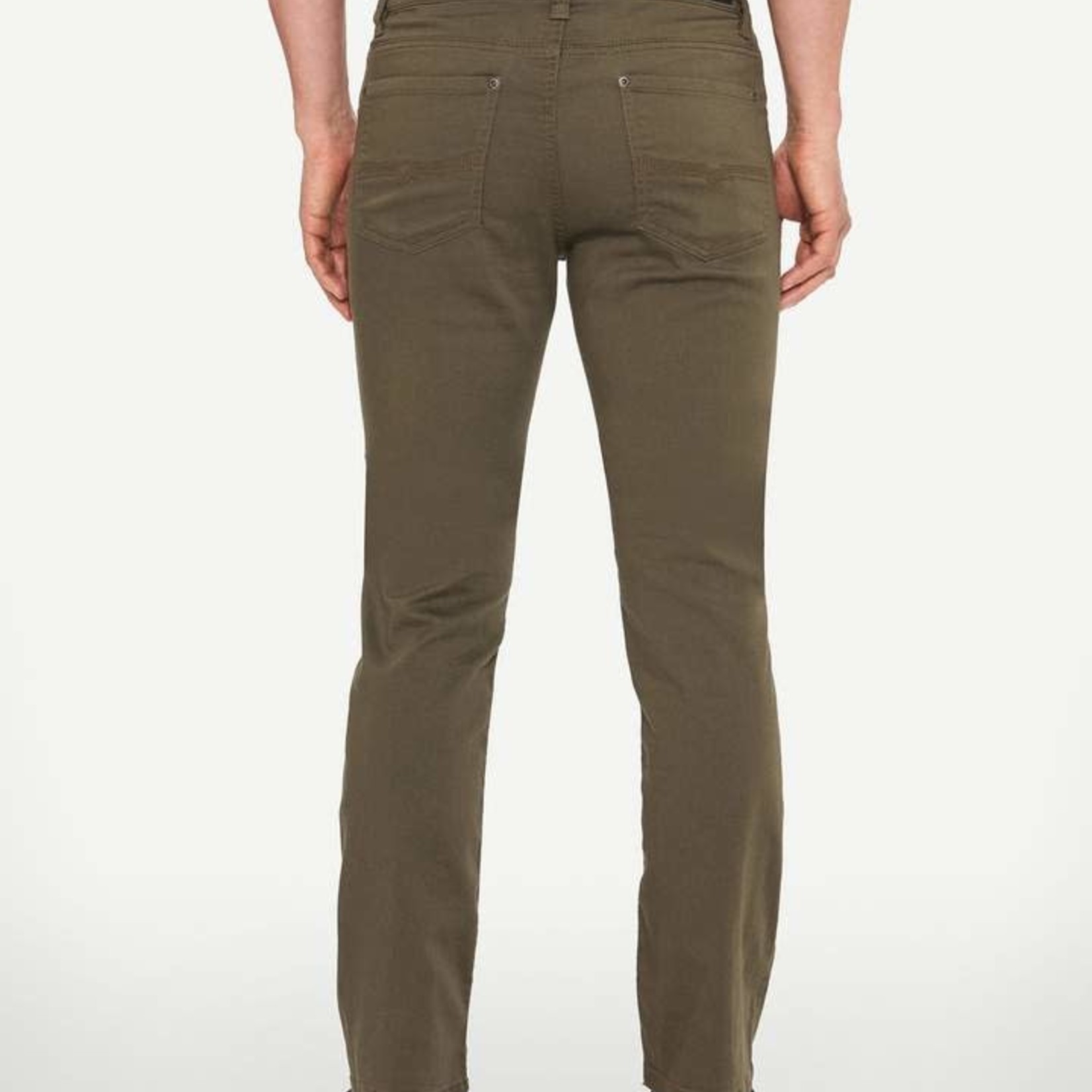 Lois Jeans Canada The "Brad Slim 6240-54" by Lois Jeans