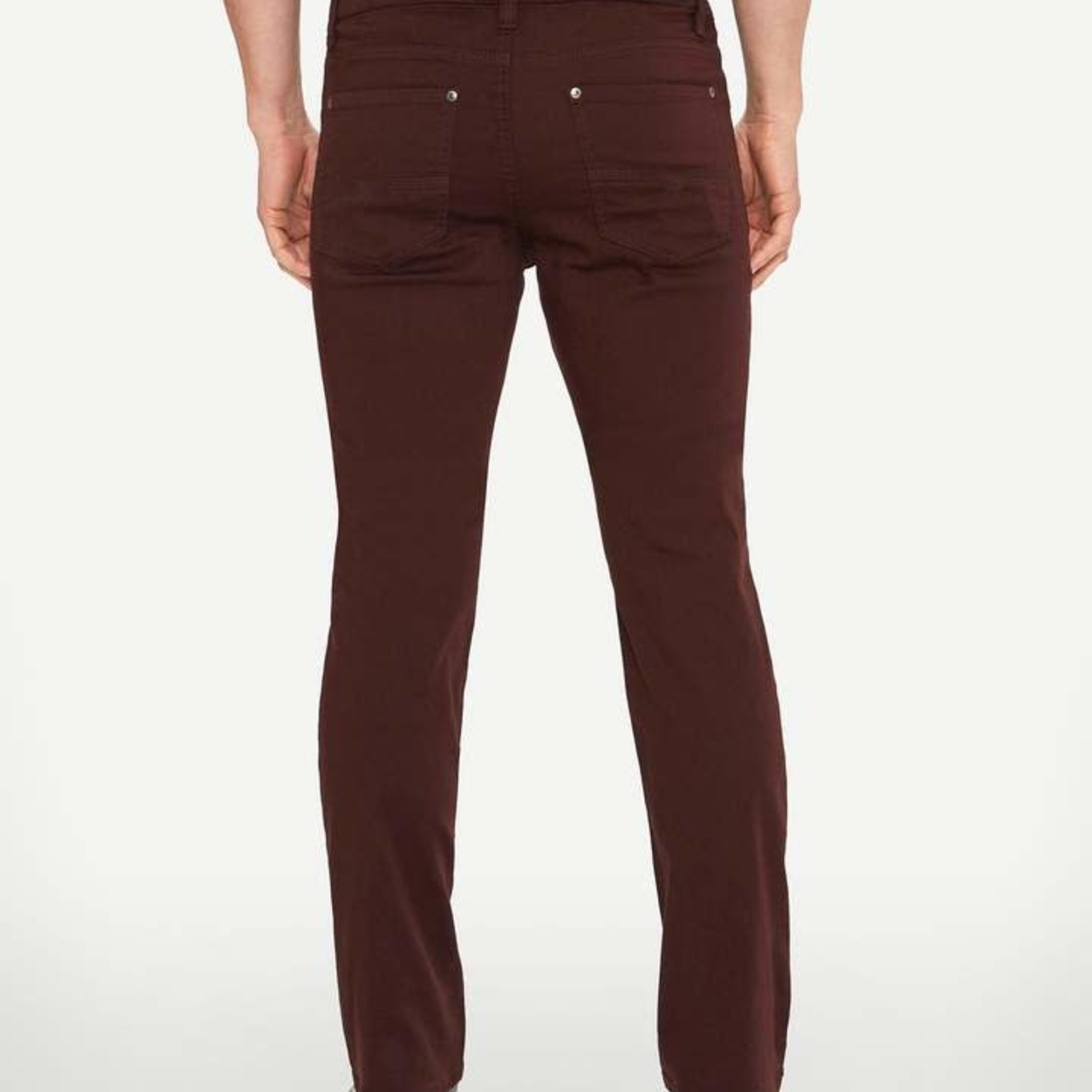 Lois Jeans Canada The "Brad Slim 6240-07" by Lois Jeans