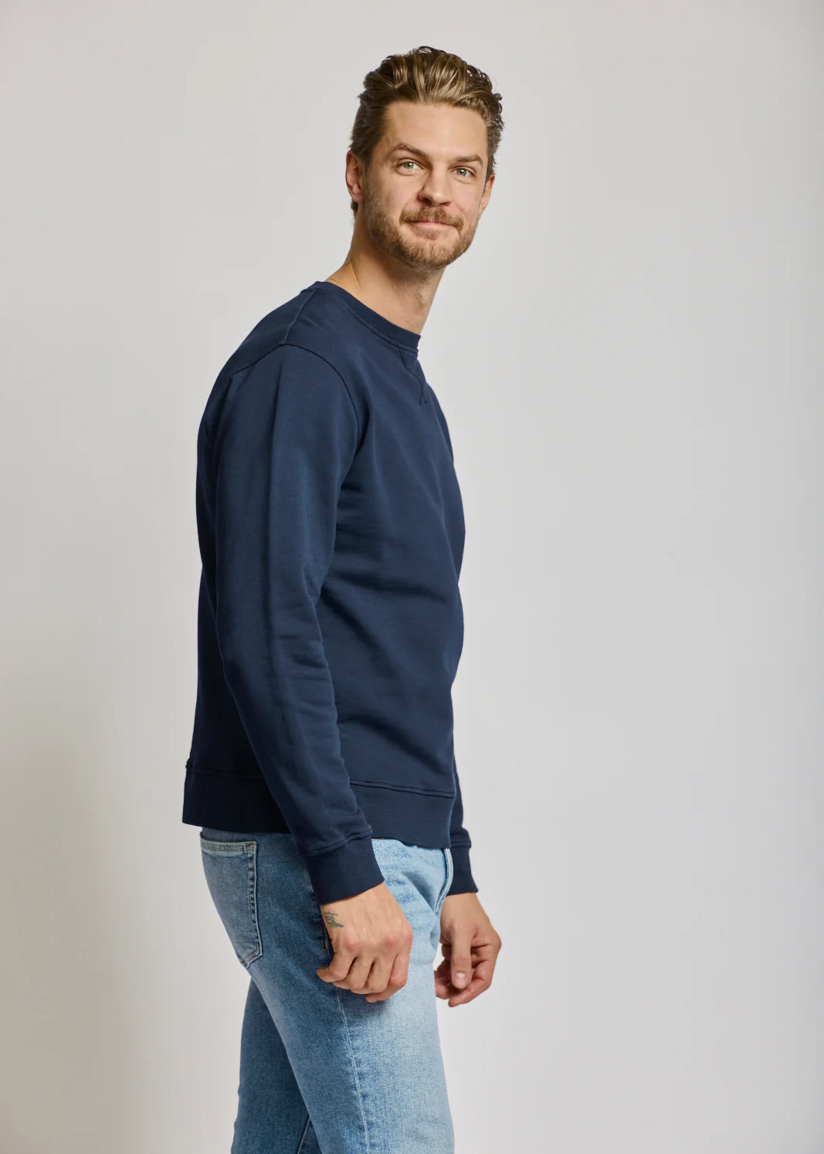 Easy Mondays CREW NECK SWEATSHIRT | Navy