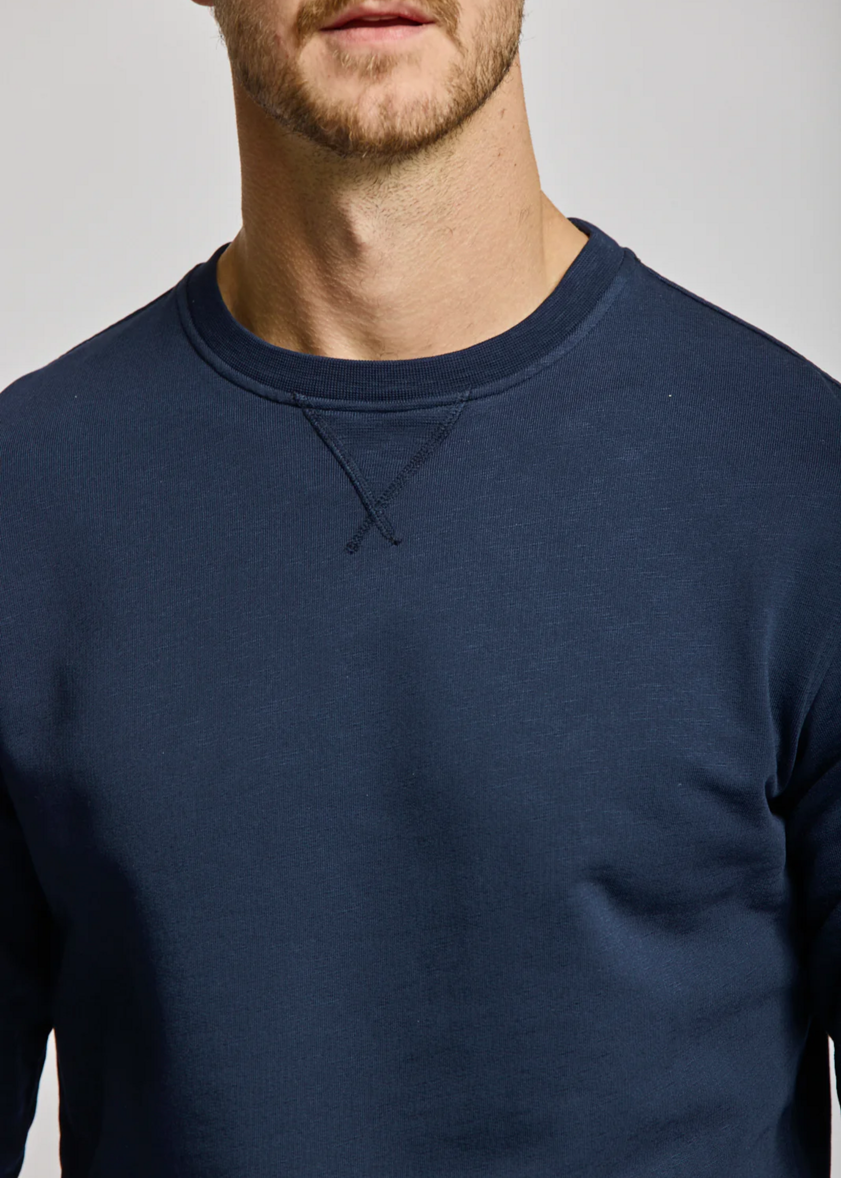 Easy Mondays CREW NECK SWEATSHIRT | Navy