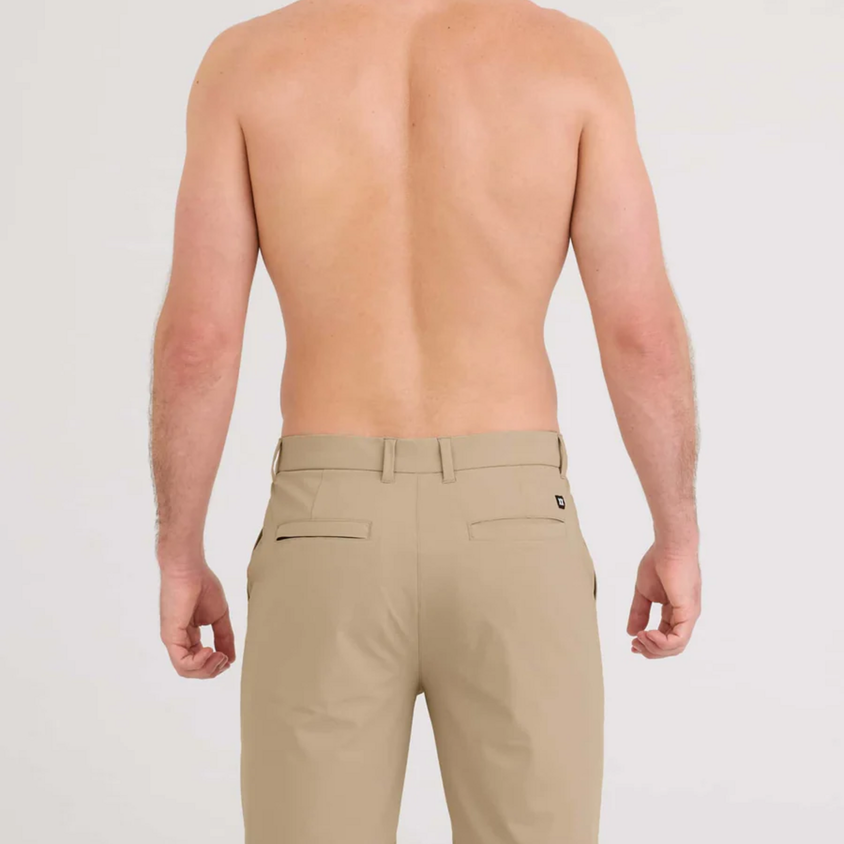 SAXX 8" CADDIE GOLF SHORT | The Perfect Khaki