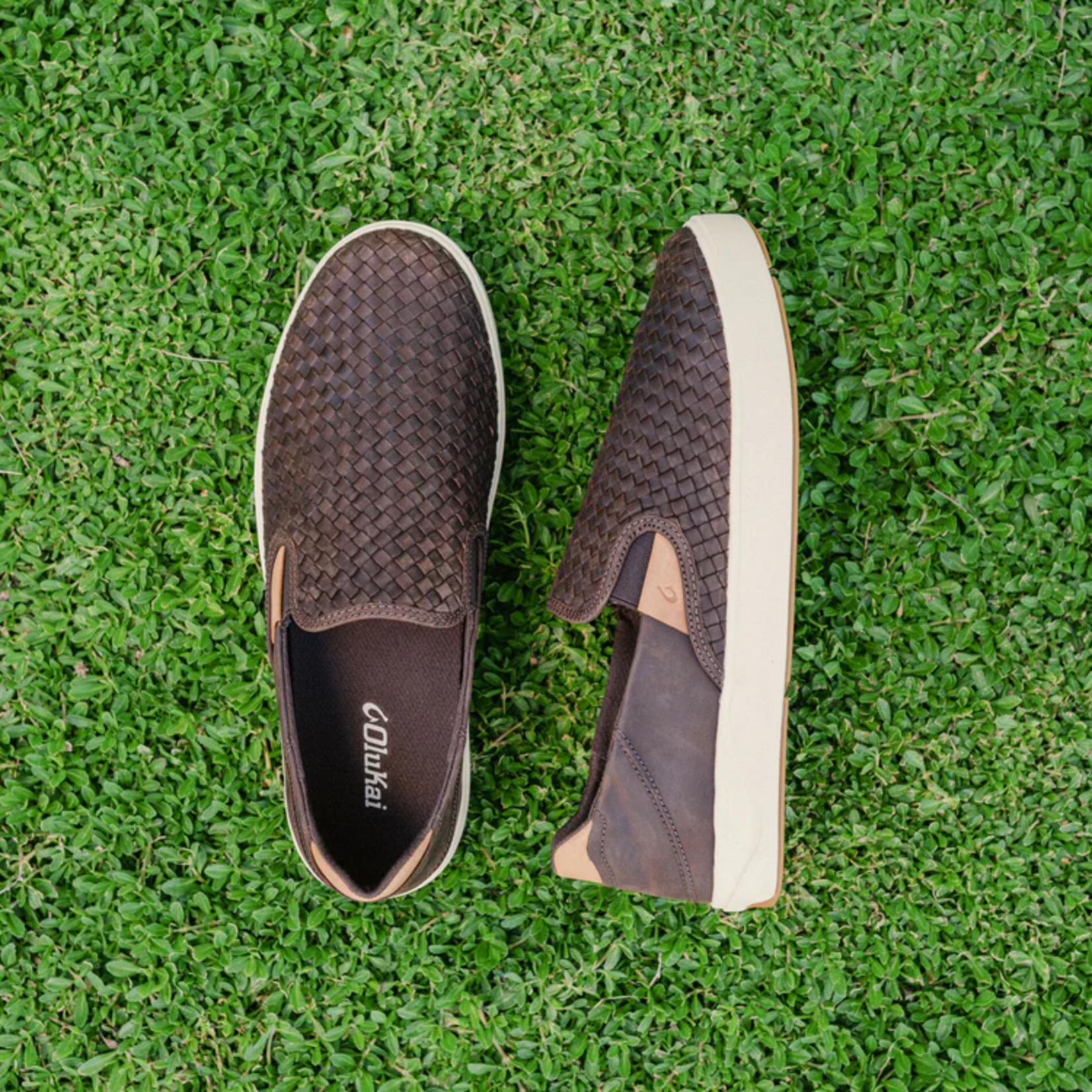 OluKai LAE'AHI LAUHALA | Dark Java