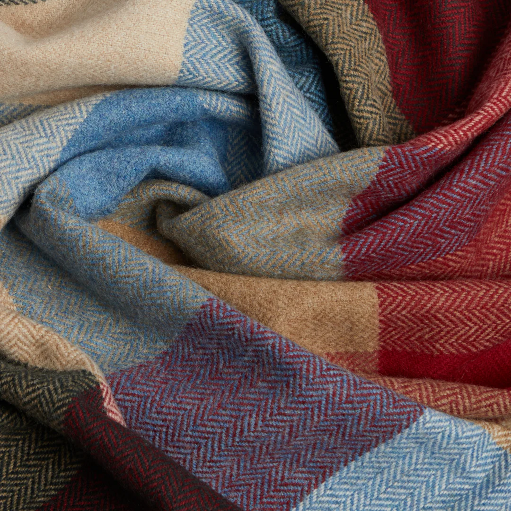 Highland Tartan Tweeds WOODLAND AVENUE THROW