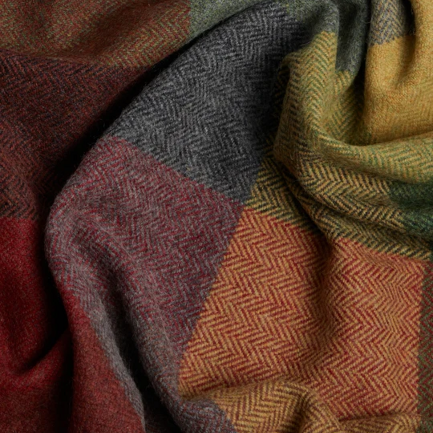 Highland Tartan Tweeds FOREST DRIVE THROW