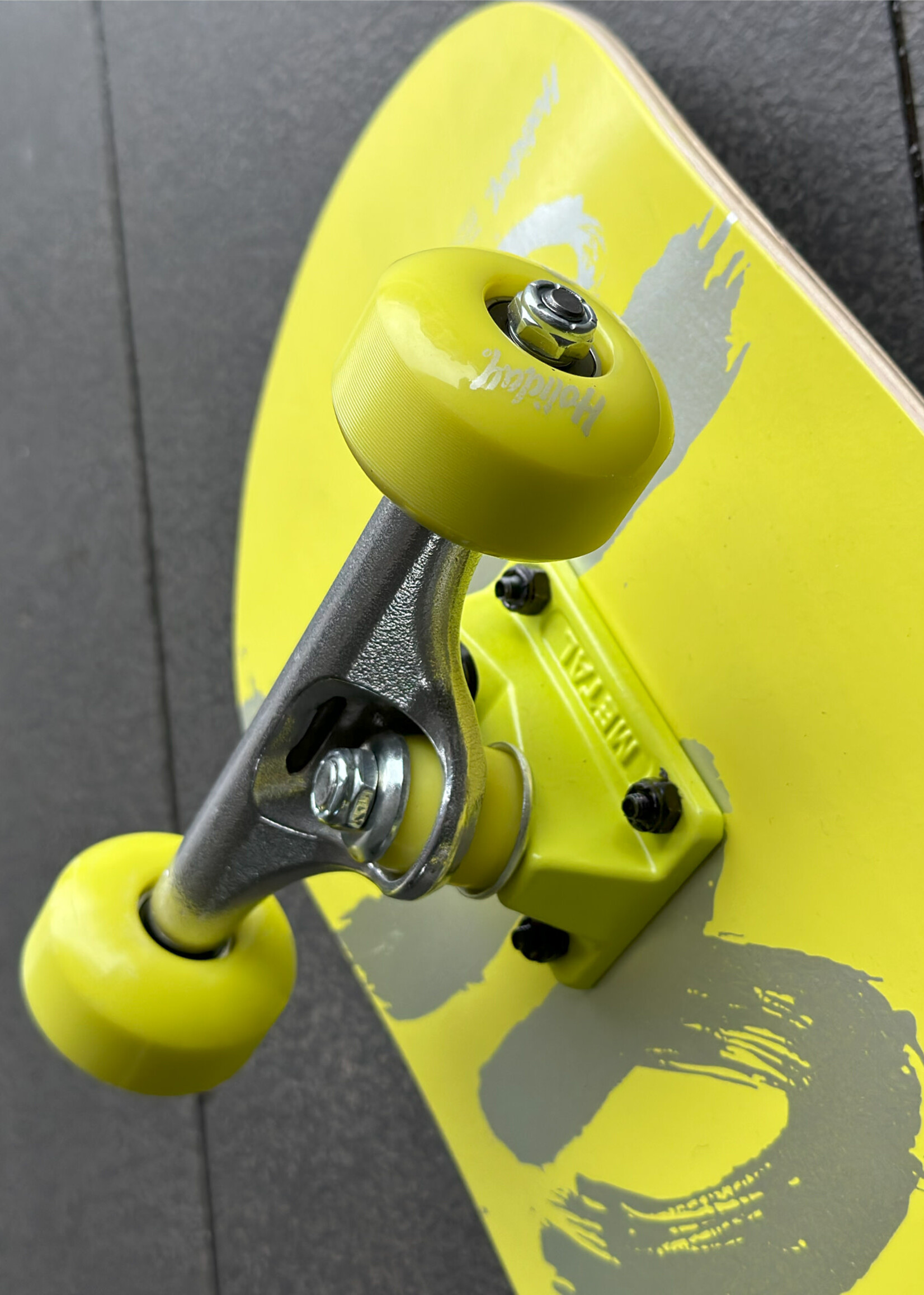 Holiday Skateboards Holiday Skateboards - Safety Yellow - Complete 7.625"