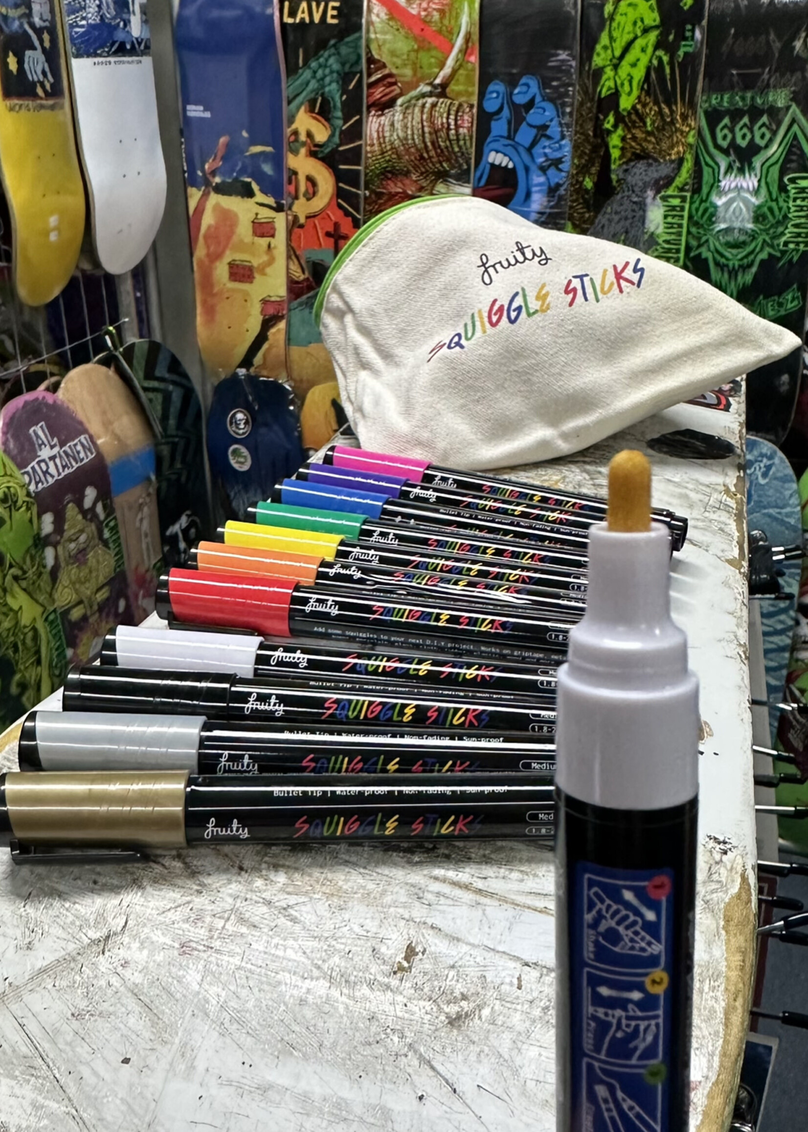 Fruity Grip FRUITY GRIP - Squiggle Sticks Paint Pens - 12 Pens + Pencil Case