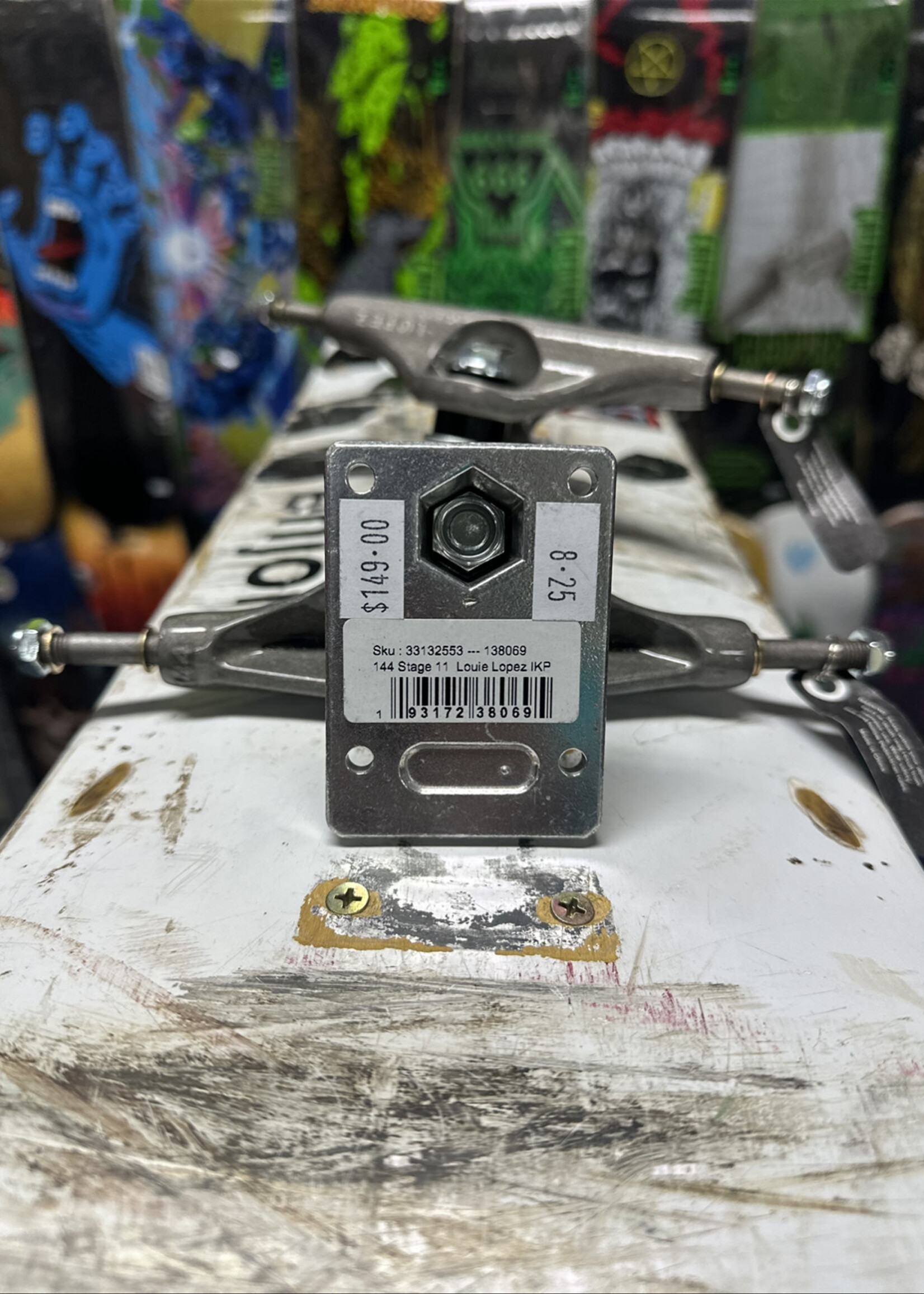 Independent Trucks INDEPENDENT - Stage 11 Louie Lopez Laser Etched Trucks Pair - 144 Axle 8.25"
