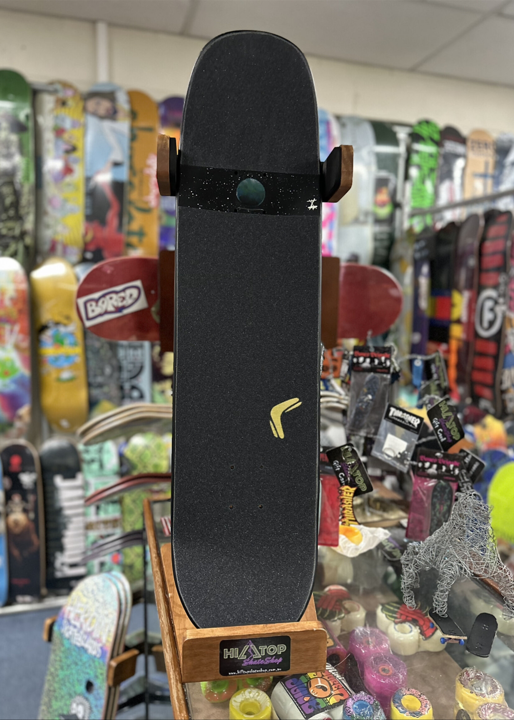 GLOBE GLOBE - Chisel Deck Black Hand Painted Planet- 8.25" (Gripped)