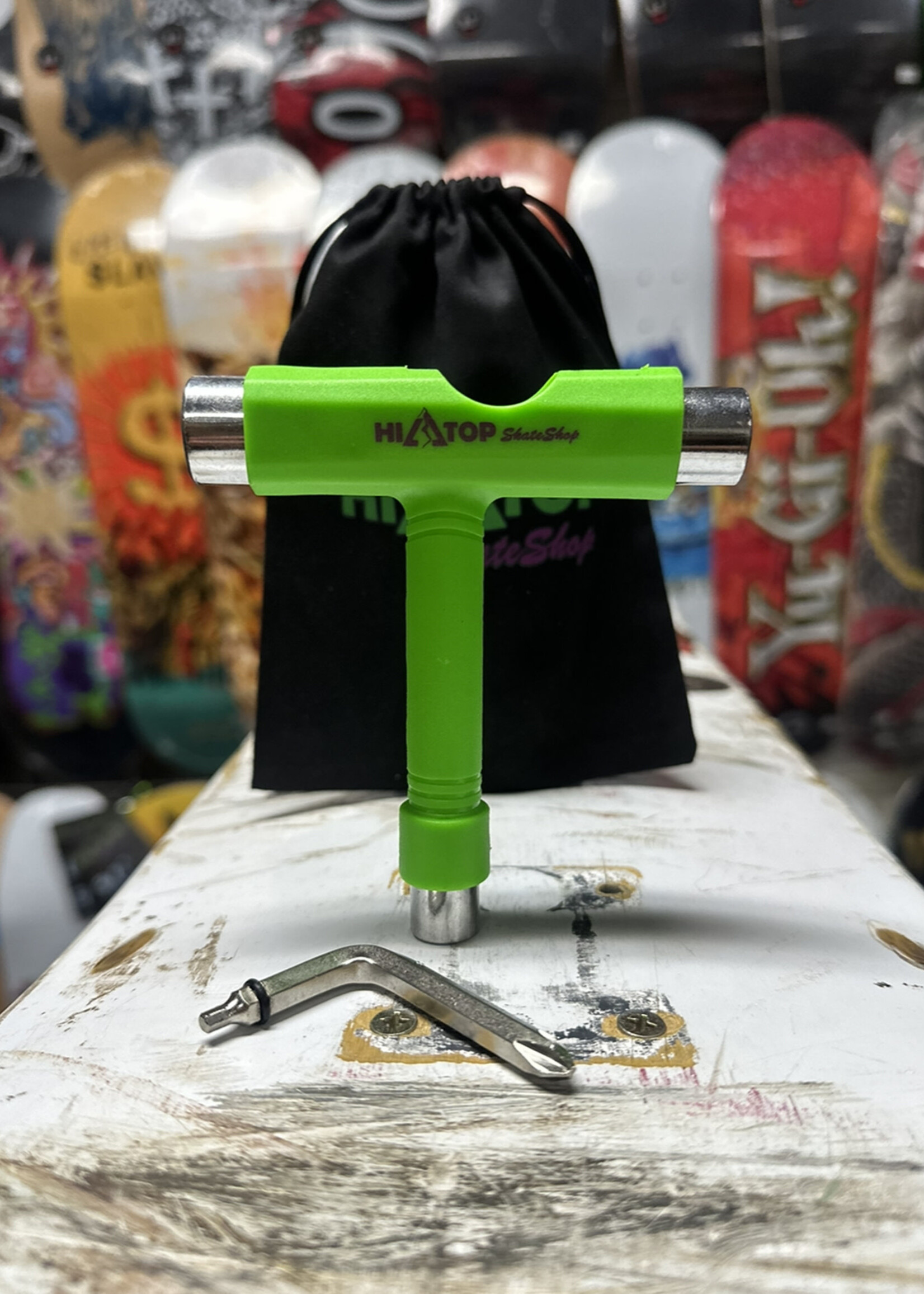 Hilltop Skateshop HILLTOP SKATESHOP - Skateboard T-Tool & Suede Carry Bag