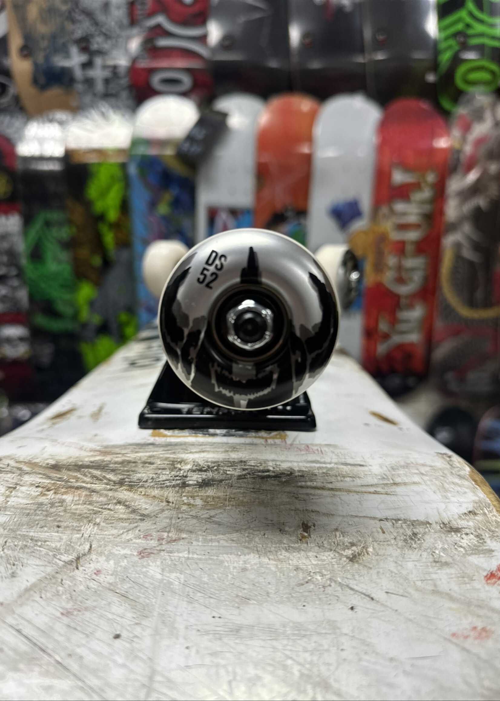 Tensor Trucks TENSOR - Darkstar Wheels Combo Pair - Truck 5.25 - Axle 8.0" - Wheel 52mm 101a