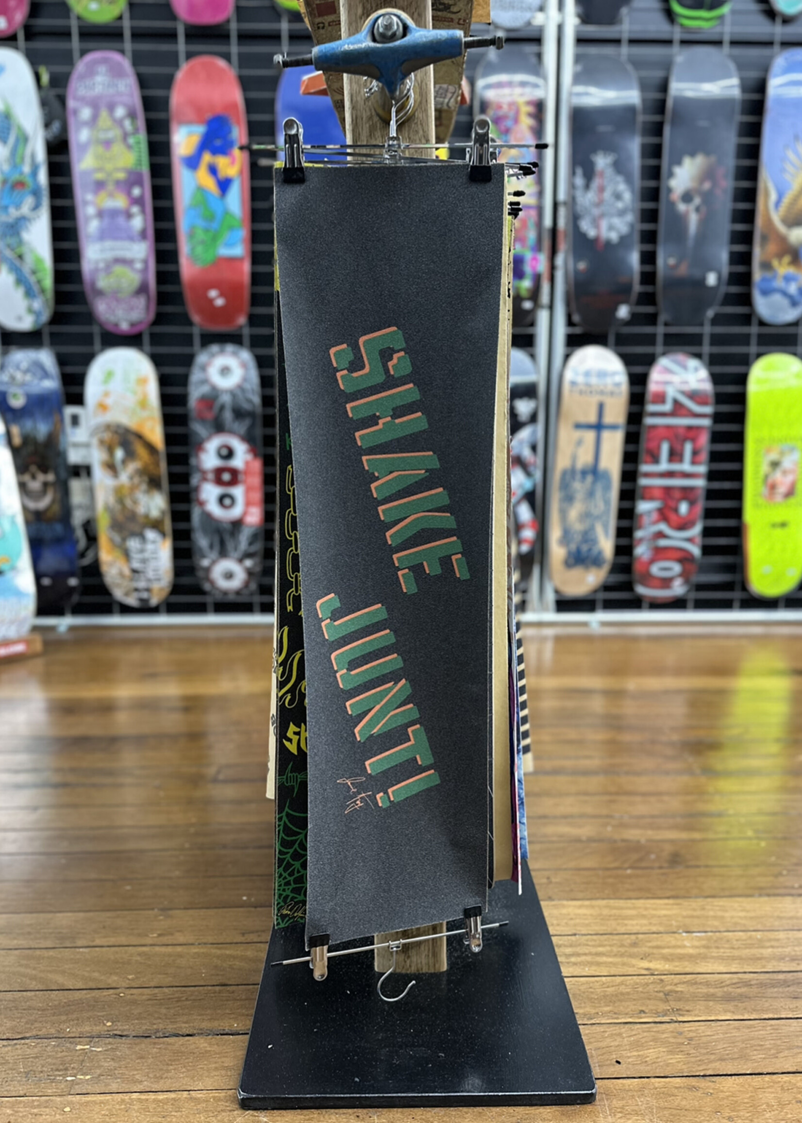 Shake Junt SHAKE JUNT - Hurricane Foy Grip - 9" x 33"