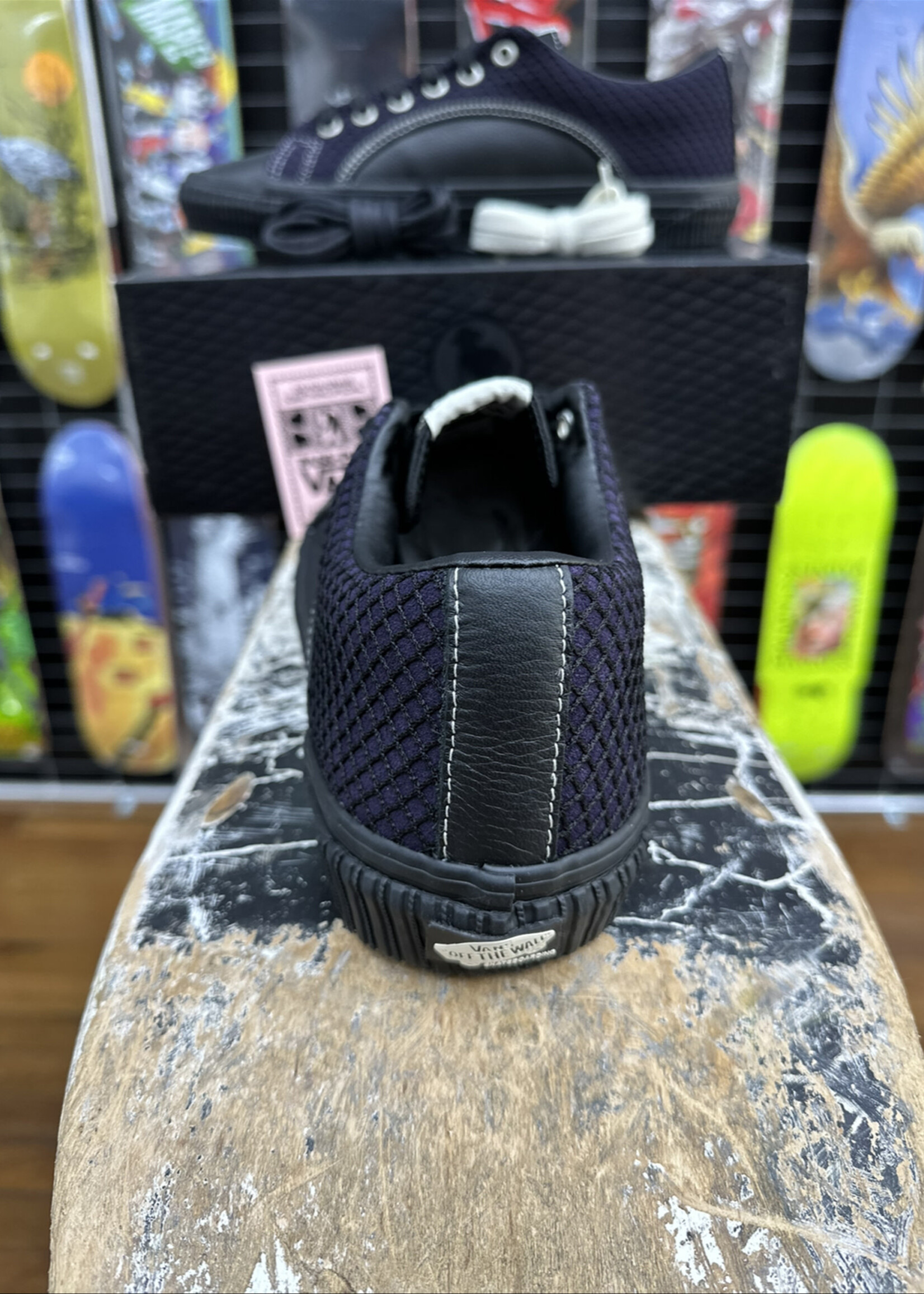 Vans VANS x PASS~PORT - Skate Lampin Black/Purple