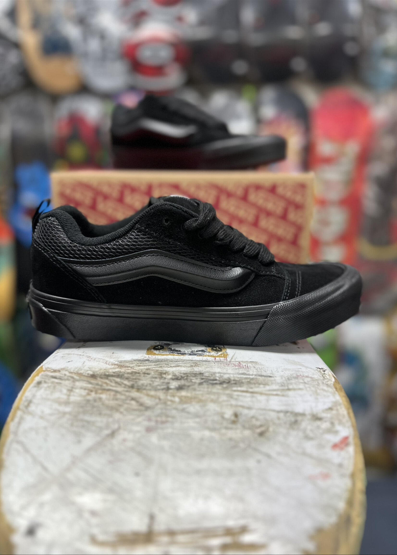 Vans VANS - Knu Skool Black/Black