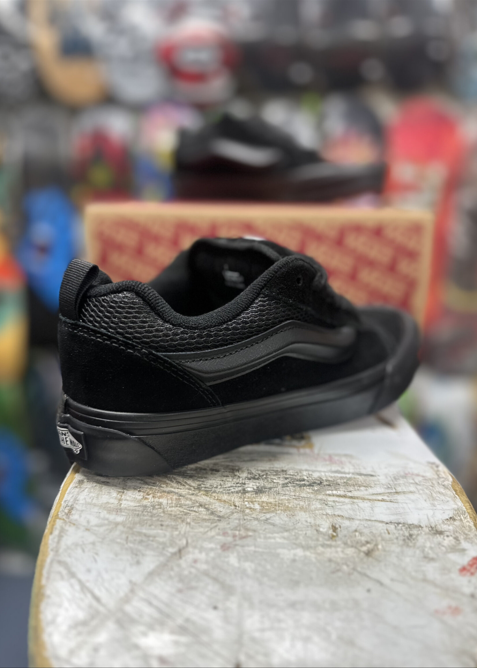 Vans VANS - Knu Skool Black/Black