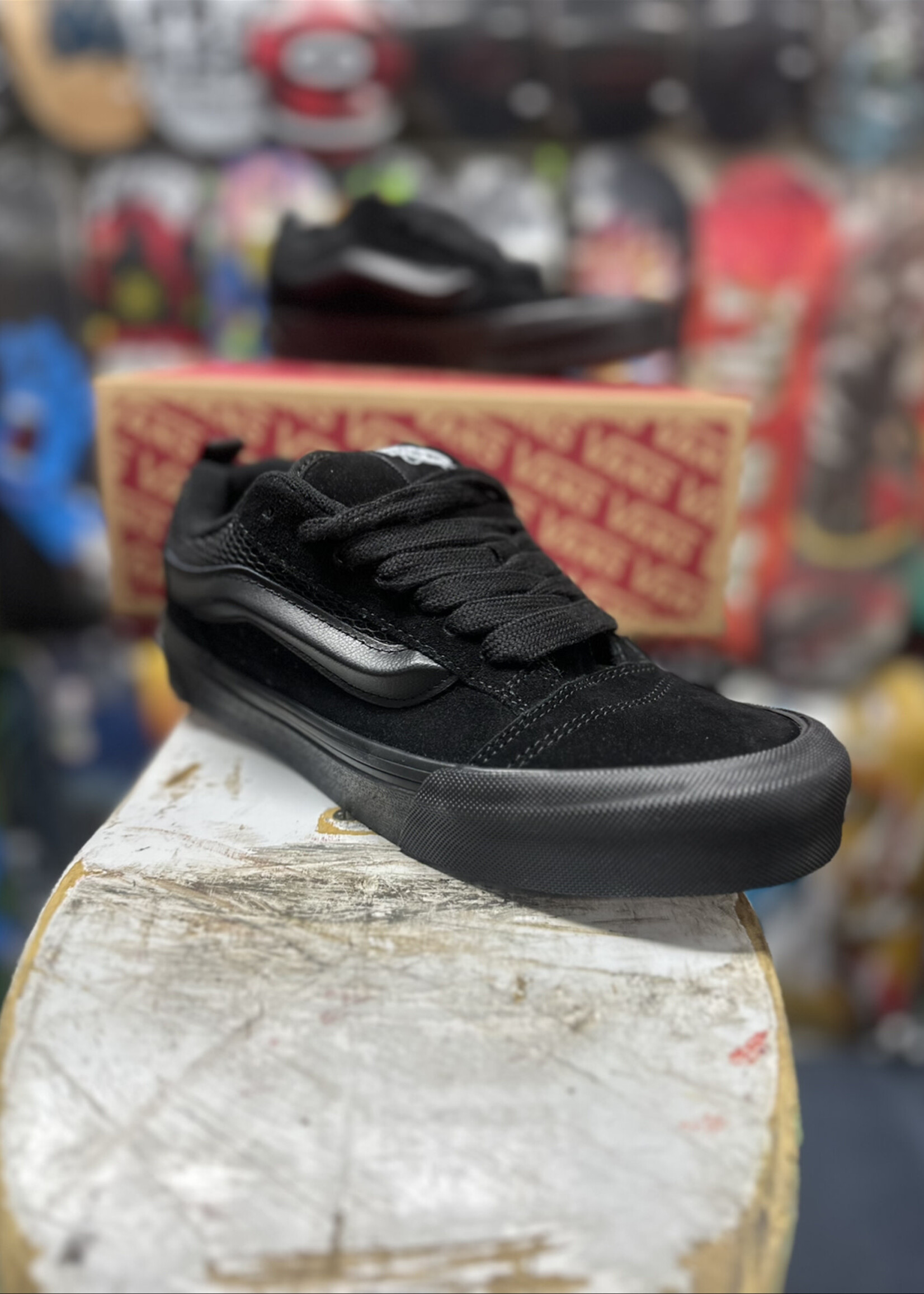 Vans VANS - Knu Skool Black/Black