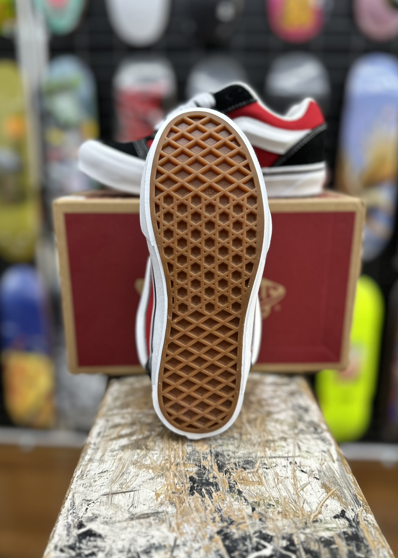 Vans VANS - Knu Skool Black/Racing Red Kids Shoes