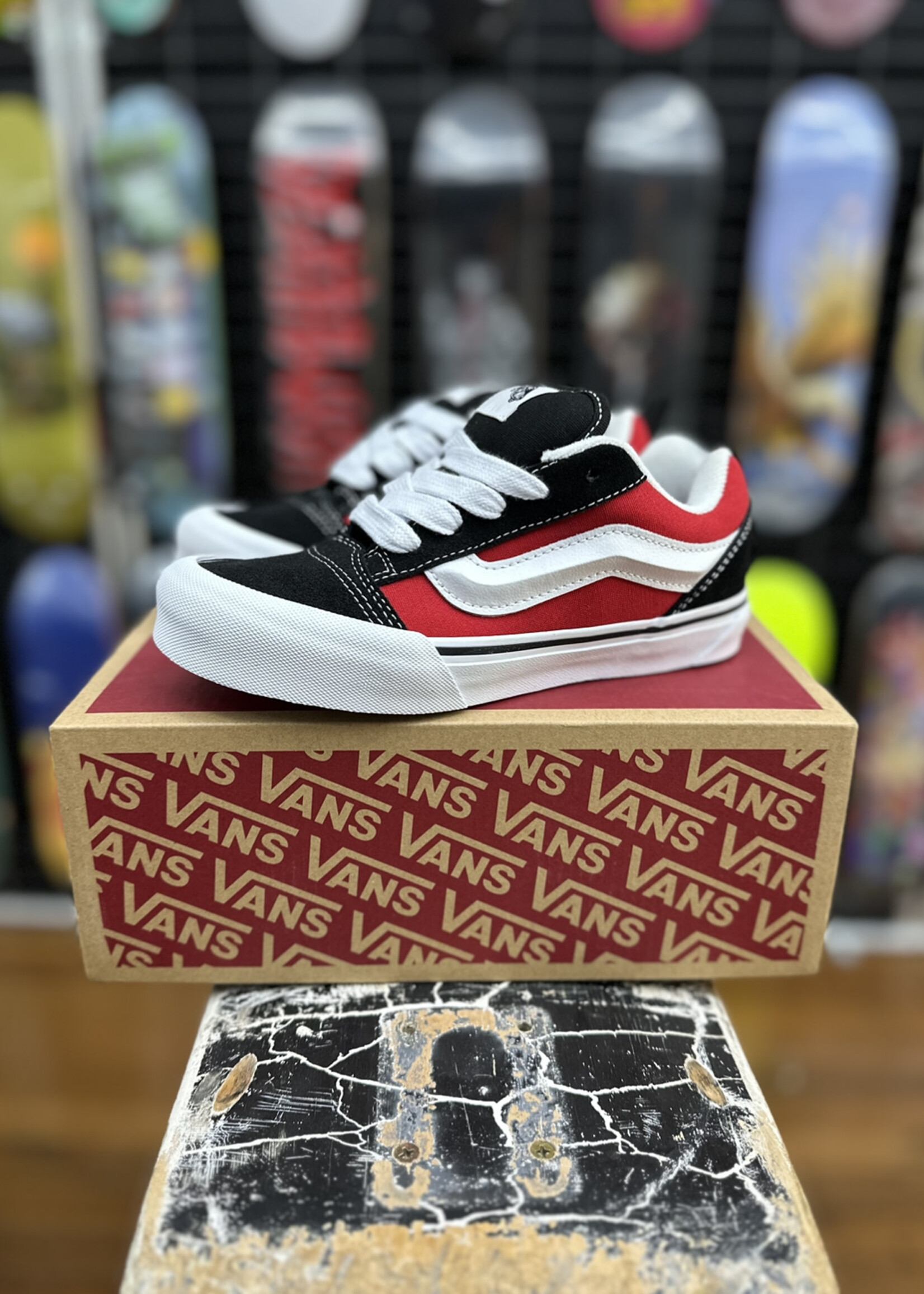 Vans VANS - Knu Skool Black/Racing Red Kids Shoes
