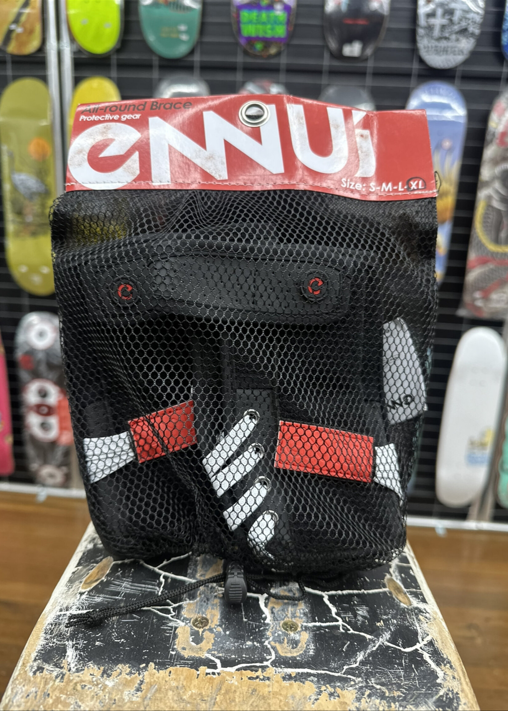Ennui ENNUI - Street Wrist Guards Pair Black/White