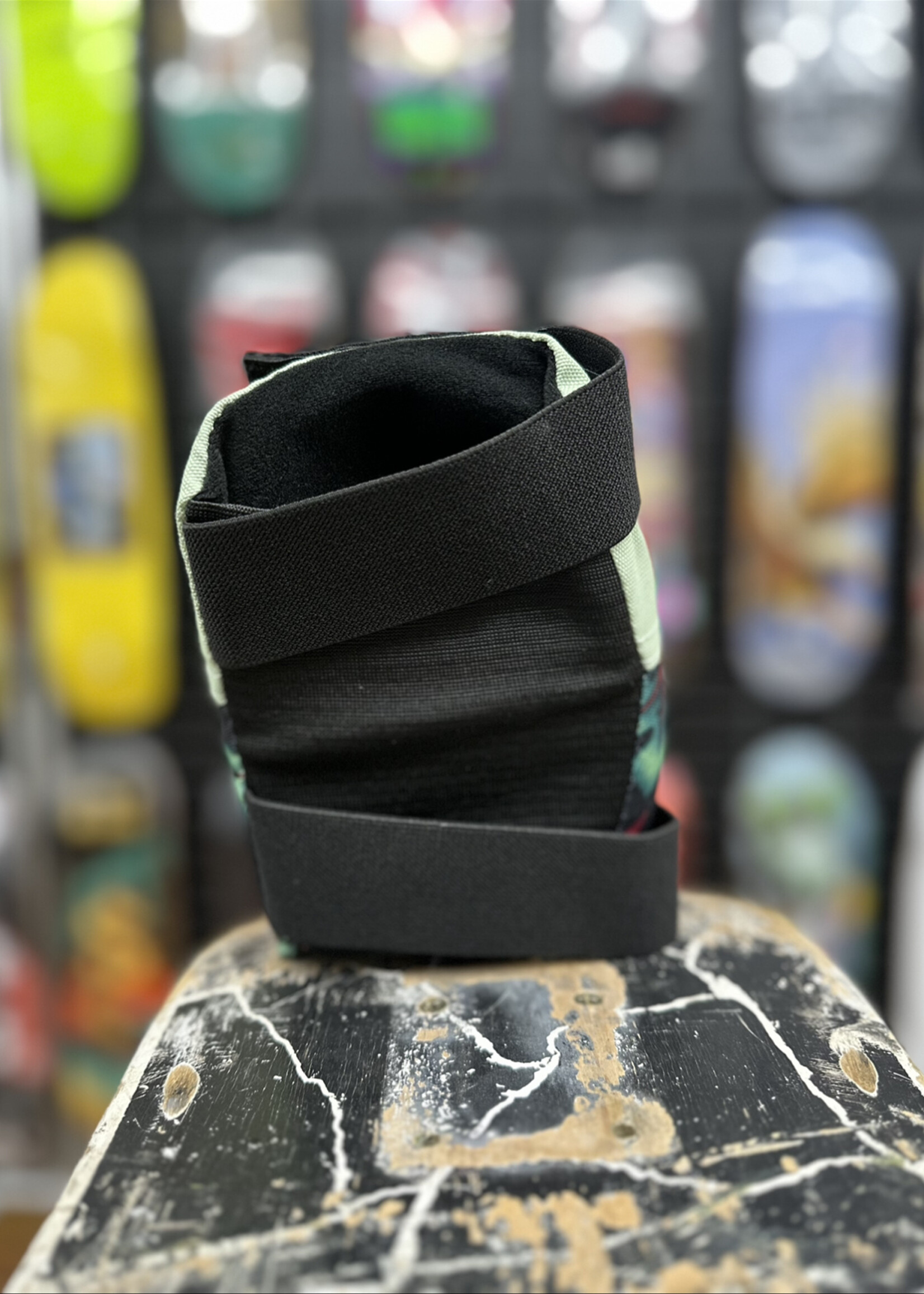 187 KILLER PADS 187 KILLER PADS - Six Pack Hibiscus