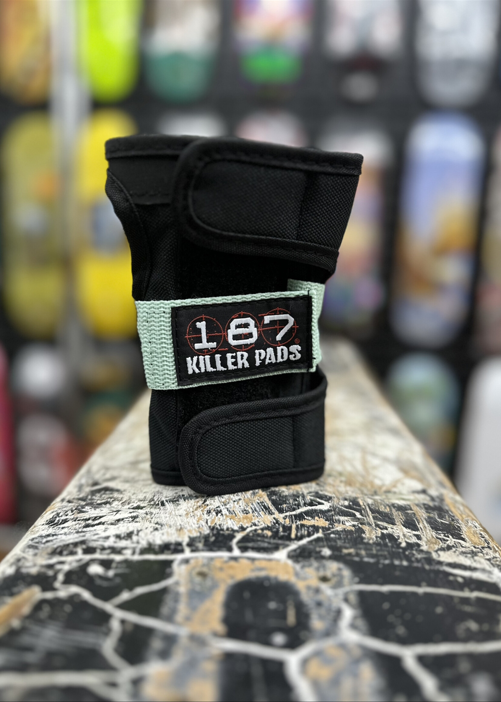 187 KILLER PADS 187 KILLER PADS - Six Pack Hibiscus