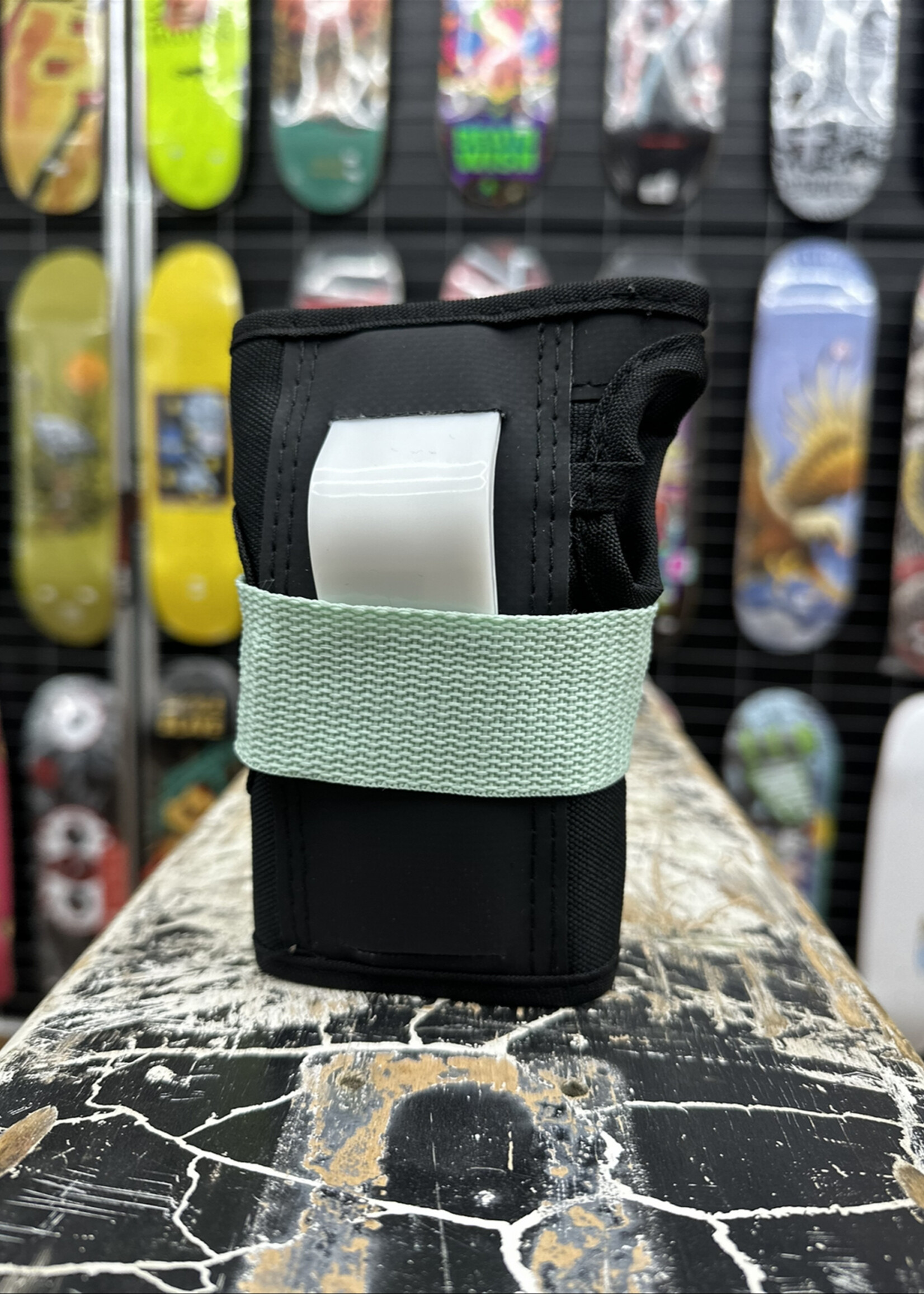 187 KILLER PADS 187 KILLER PADS - Six Pack Hibiscus