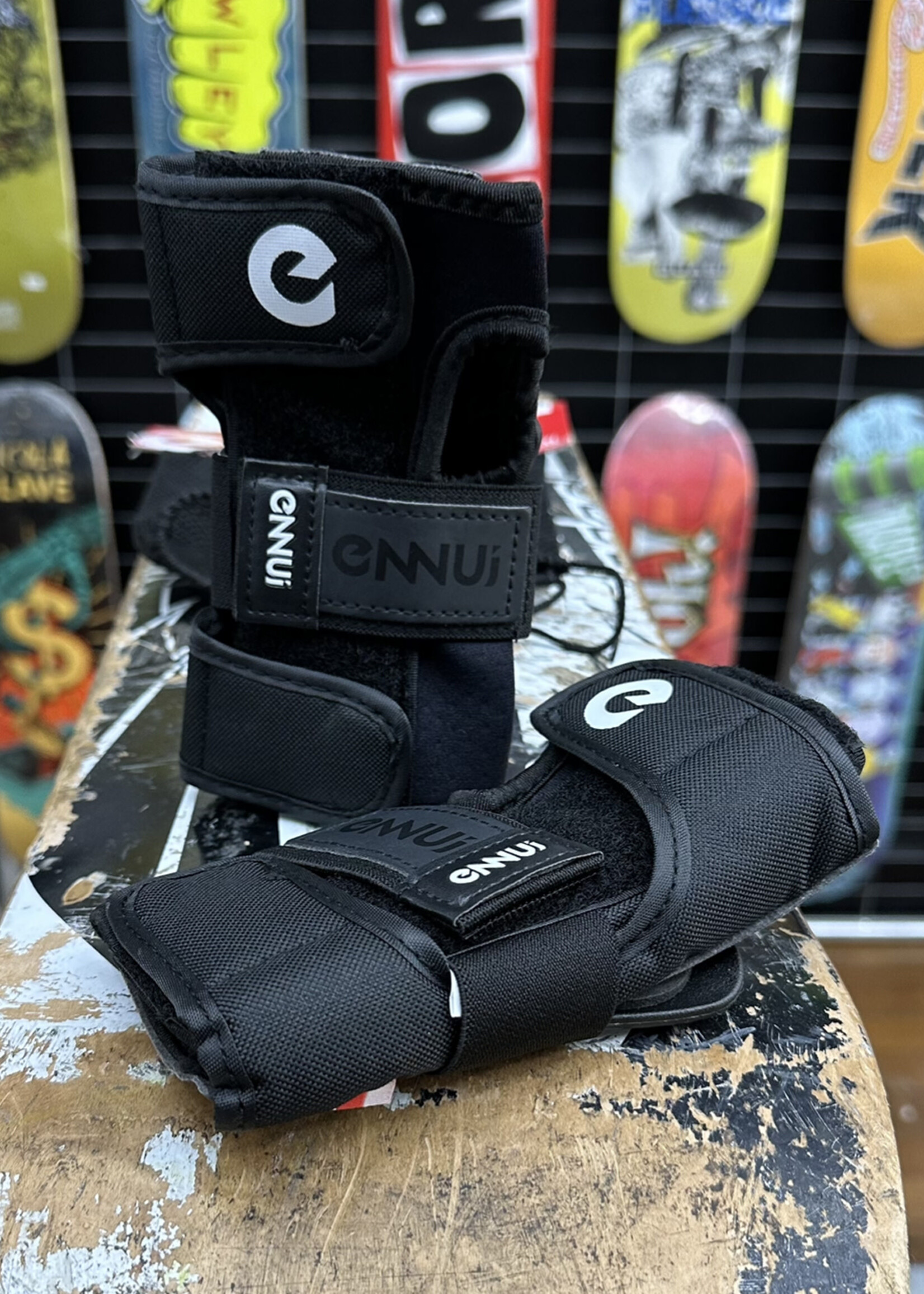Ennui ENNUI - Street Wristguard Black Pair