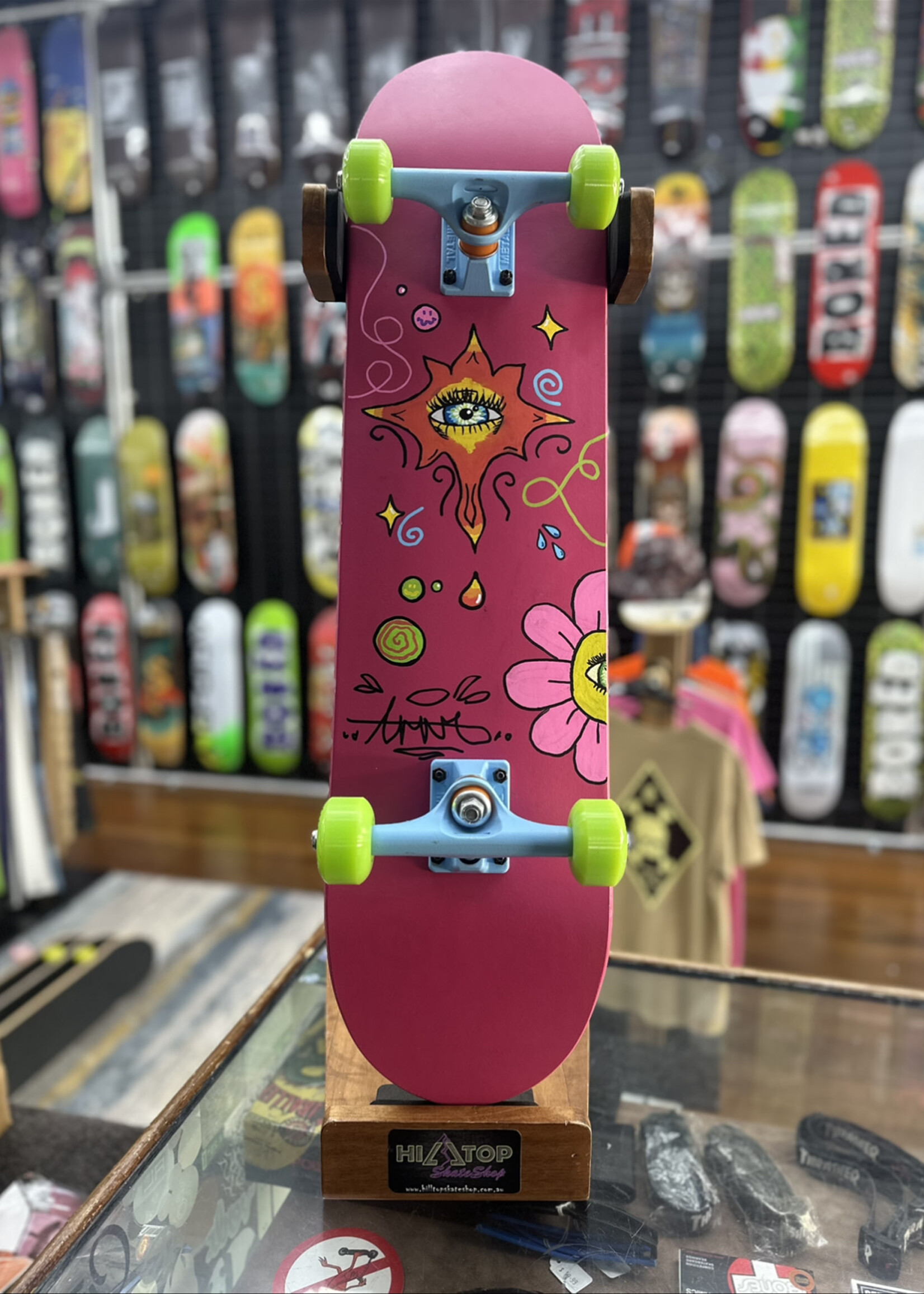 Local Artists LOCAL ARTISTS - AuroraLee Yellow Eye Complete - 7.75"