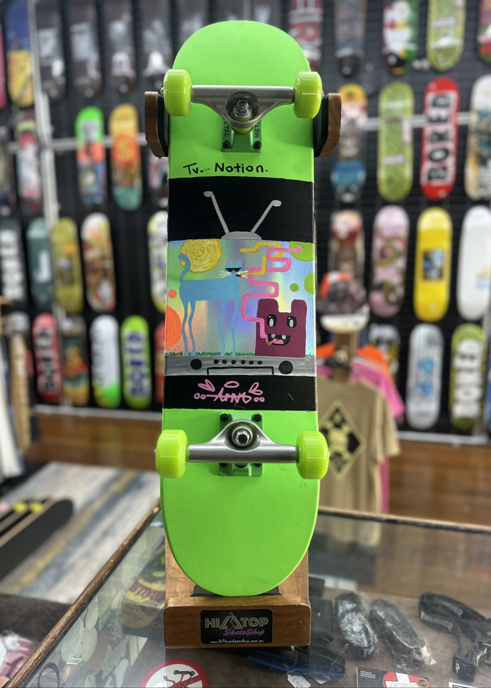 Local Artists AURORALEE - TV Notion Complete - 7.75"