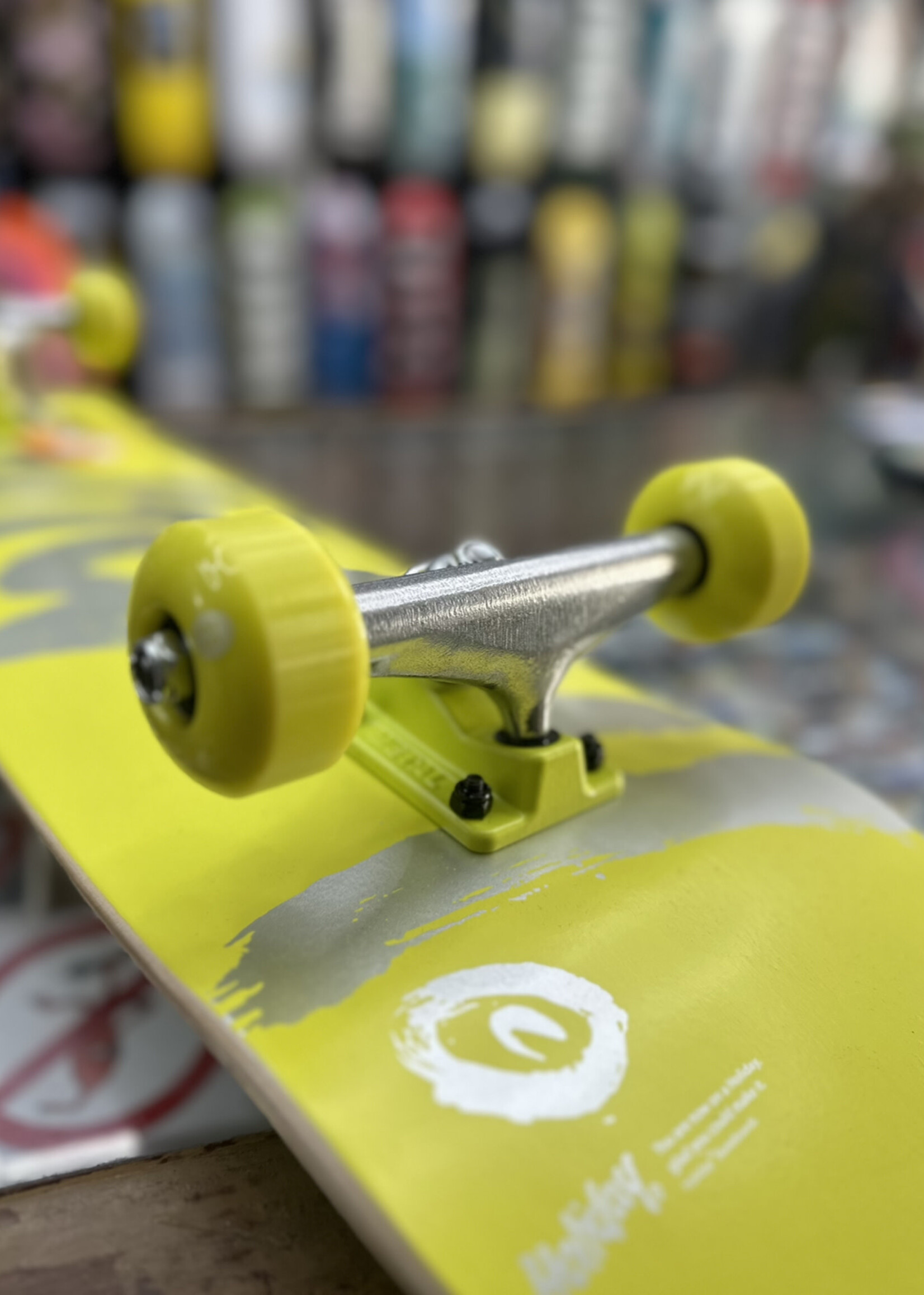Holiday Skateboards HOLIDAY SKATEBOARDS - Safety Yellow Complete - 7.75"