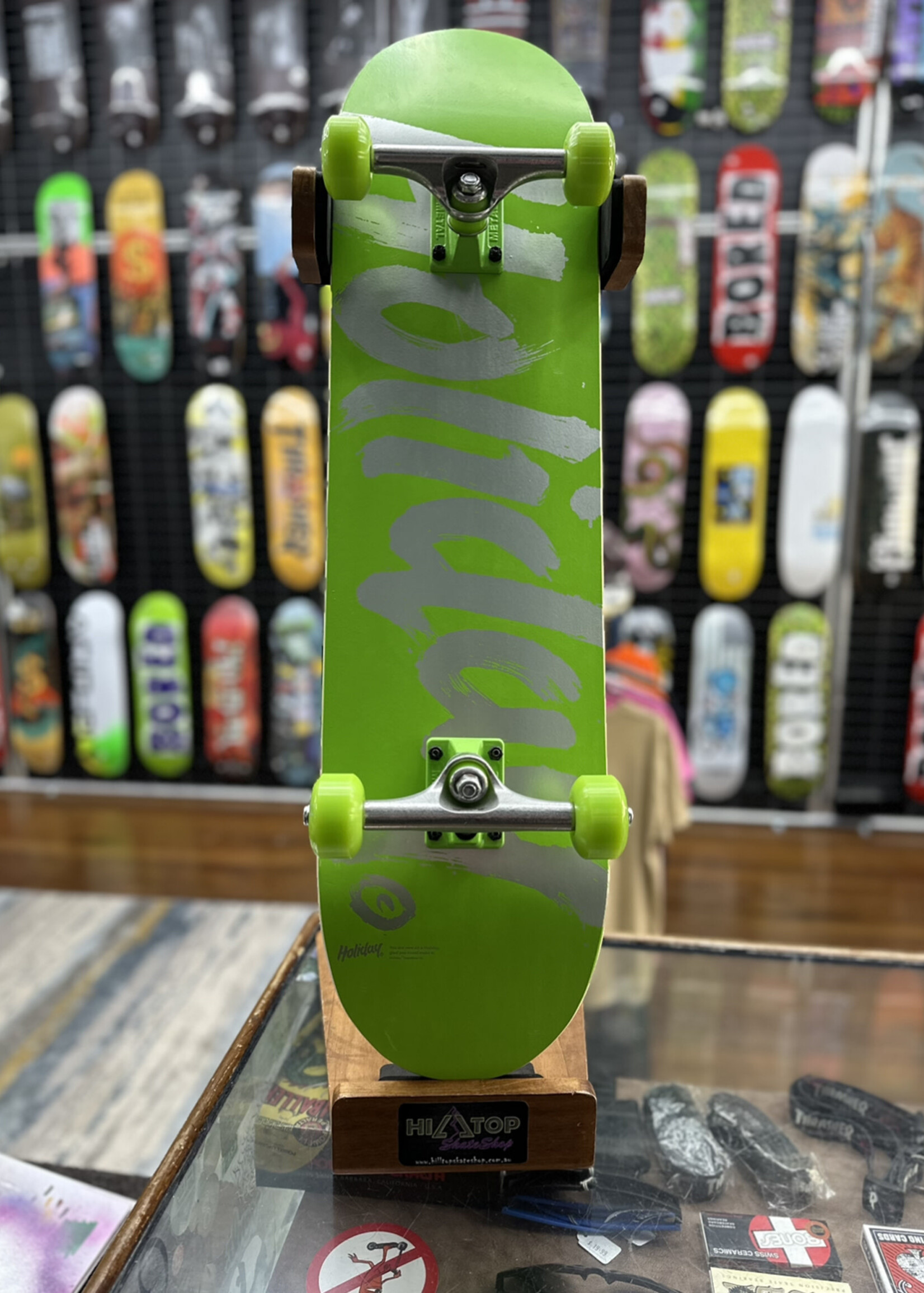 Holiday Skateboards HOLIDAY SKATEBOARDS - Safety Green Complete - 8.0"
