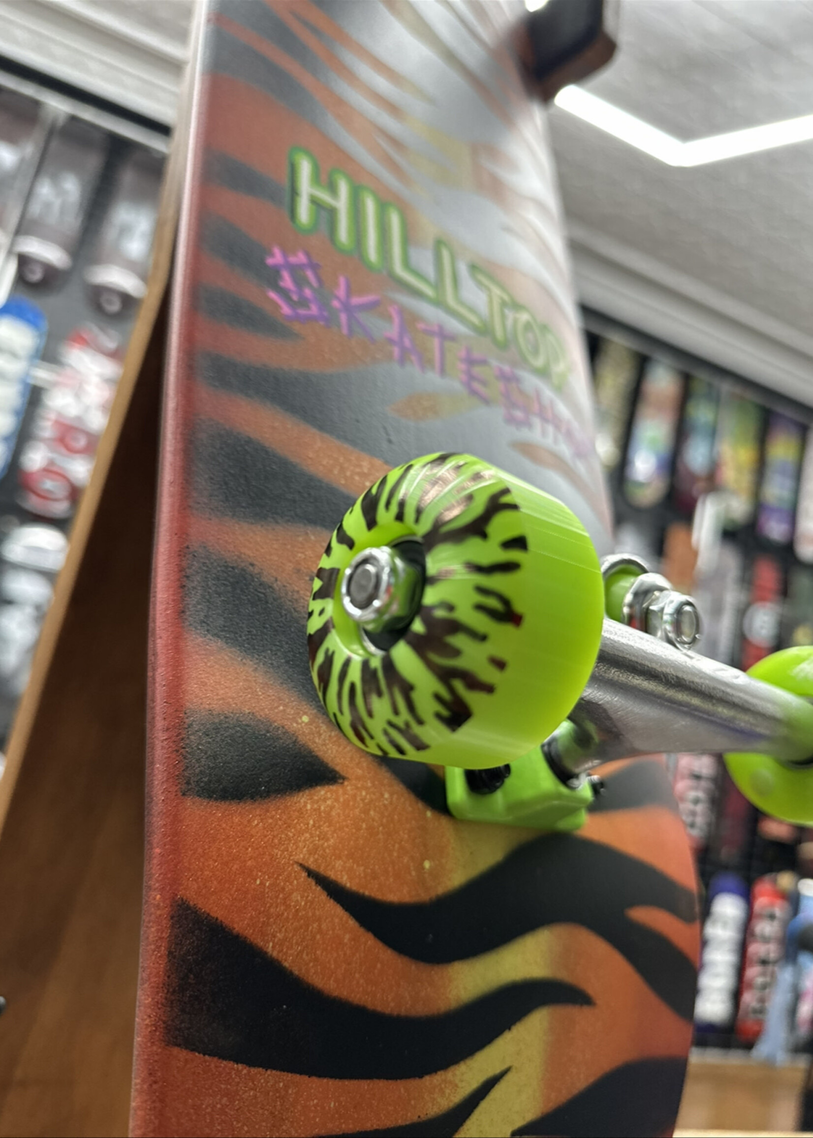 Holiday Skateboards HILLTOP SKATESHOP - Stripes Complete Hand Painted - 8.0"