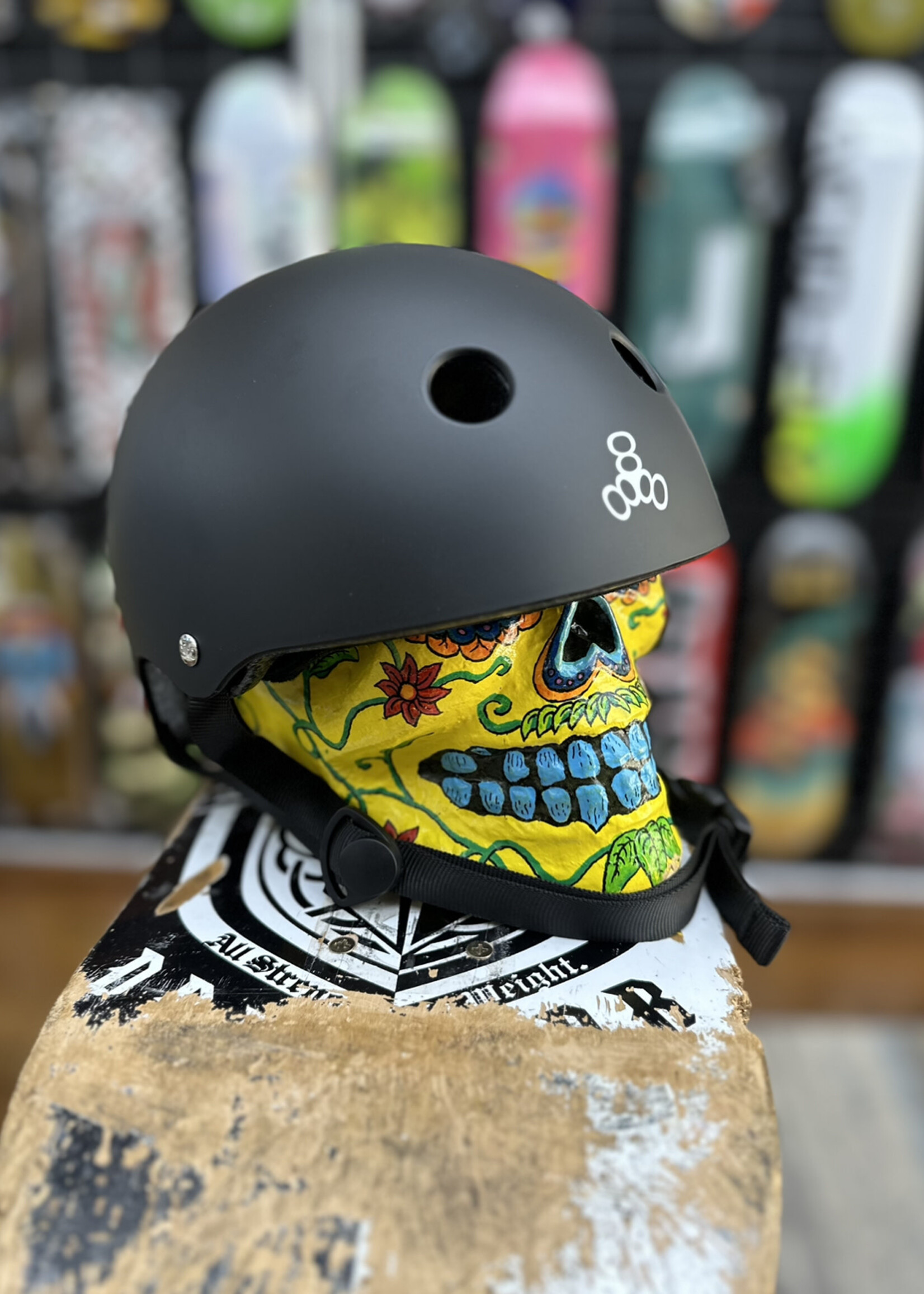 Triple 8 TRIPLE 8 - Deep Cover Elliot Sloan Helmet