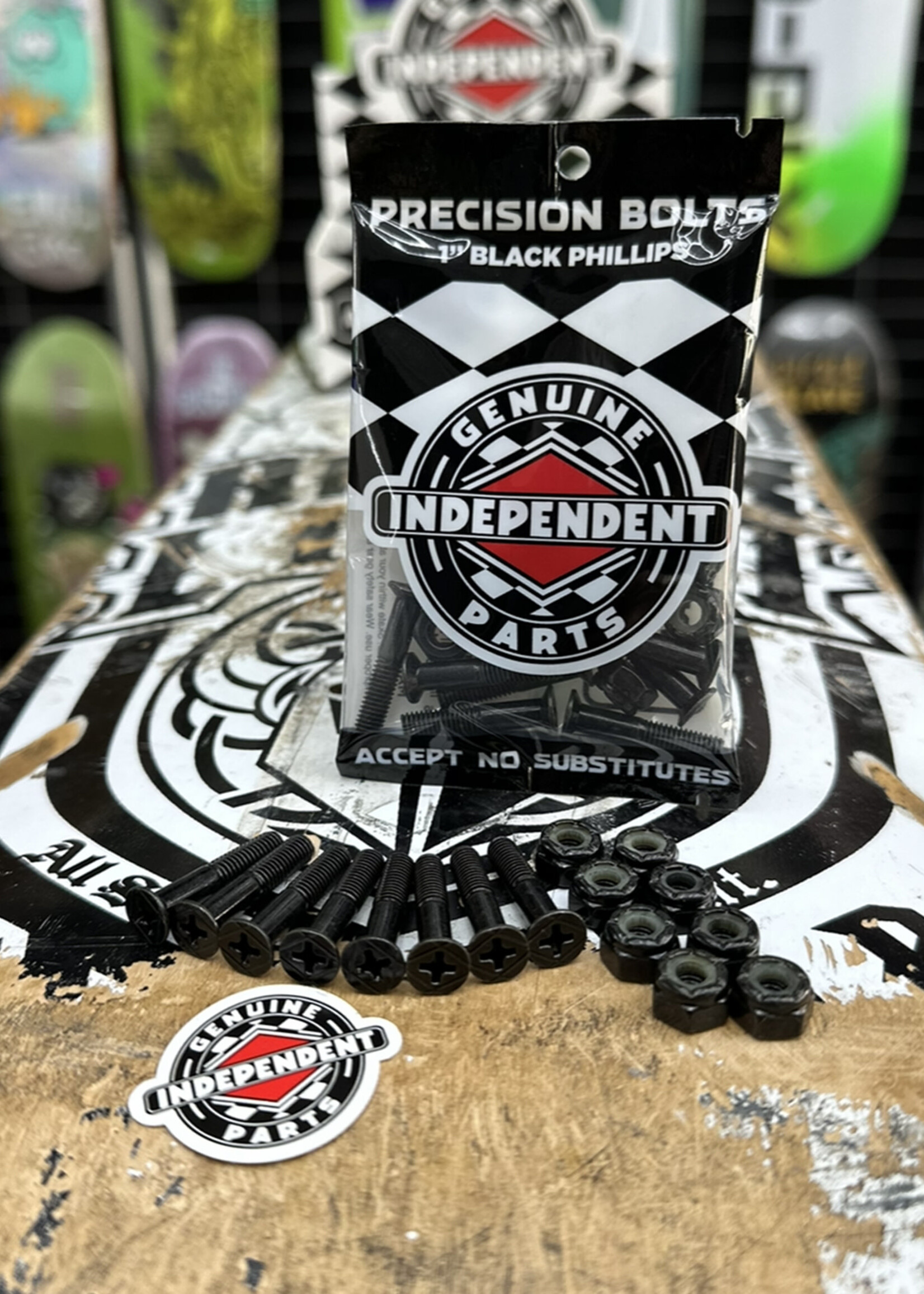 Independent Trucks INDEPENDENT - Genuine Parts Hardware Black Phillips Head - 1" - 8 Pack