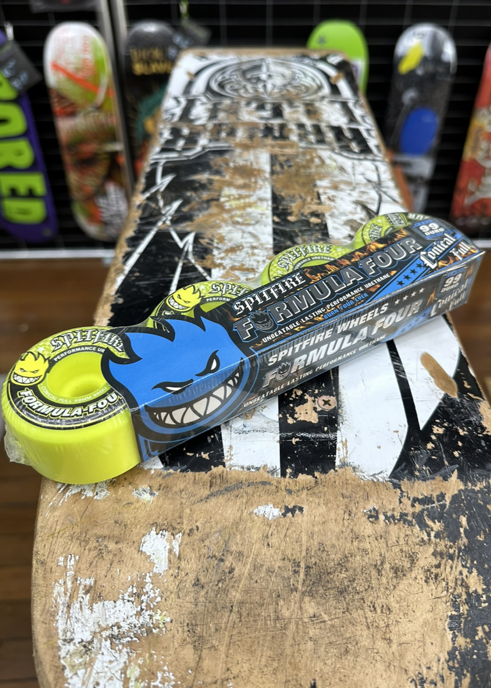 Spitfire Wheels SPITFIRE WHEELS - Formula Four Conical Full Yellow - 99a 58mm