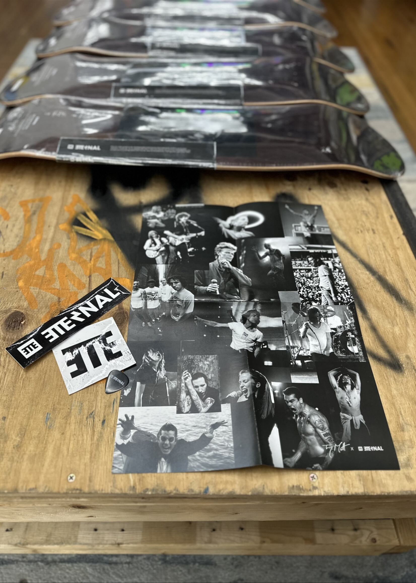 Eternal ETERNAL - Tony Mott Photograph Series Rob Younger New Christs/Radio Birdman